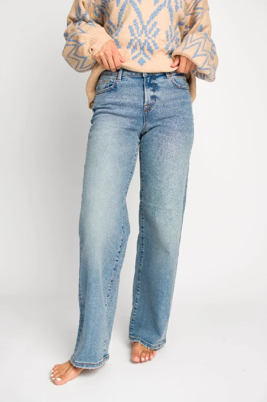 Chic Clothes For Women Logan 32” Inseam High Rise Dad Jean in Medium