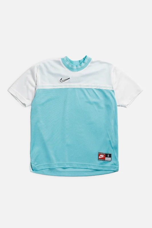 Women's Effortless Casual Outfit Vintage Nike Tee - Women's S