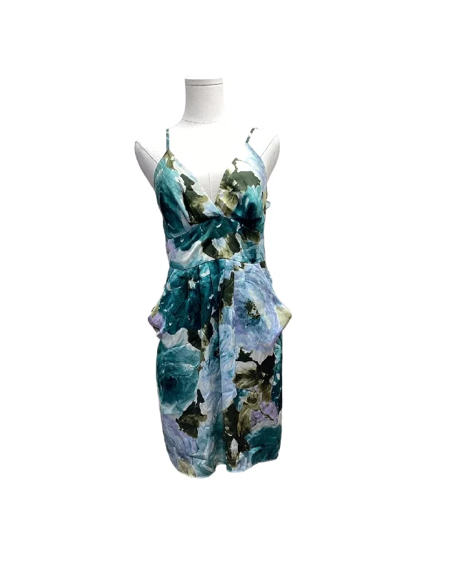 Women's Layered Outfit Charlotte Ruse Jr. Sundress Green L
